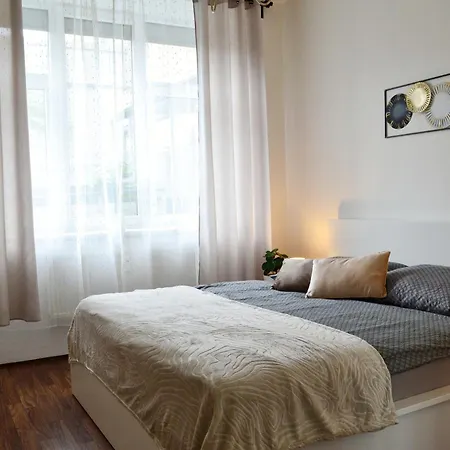 U Fontány Apartamento